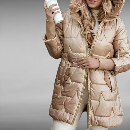 Alva™ | Lettvattert jakke med hette